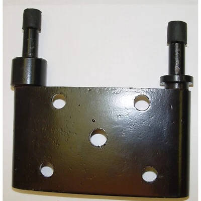 Omix 18271.16 Leaf Spring Plate Fits 76-86 CJ5 CJ7 Scrambler - Изображение 1 из 2