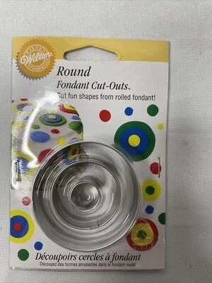 Wilton Cut Outs 3 Graduated Sizes Circle Round Fondant Cutters New in Package - Image 1 of 2