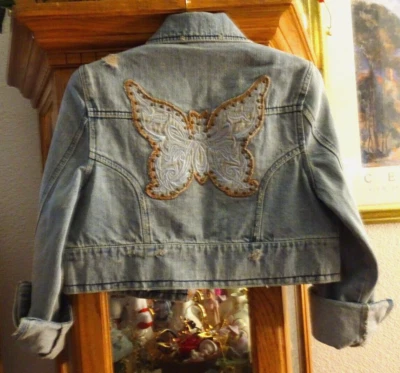 Vintage Squeeze Jeans Denim Distress Crop Jacket Size M 100% Cotton Excellent - Image 1 of 4