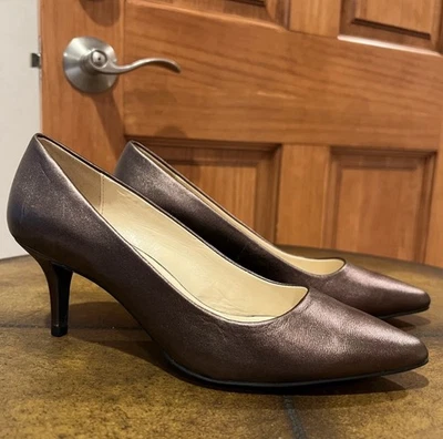 NUEVO ISAAC MIZRAHI 3” TACONES JAMIE EN BRONCE TALLA 6 1/2 Foto 1 de 4