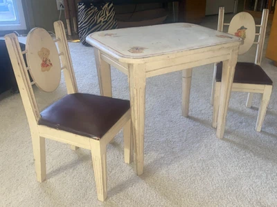 1930's Wooden Children's Kitchen Play Table & 2 Chairs Playroom Furniture - Image 1 of 4