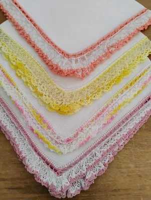 Lote de 4 pañuelos de ganchillo y encaje de lino blanco en muy buen estado Foto 1 de 4