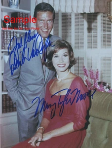 THE DICK VAN DYKE SHOW Tyler Moore Cast signiert signiert Nachdruck 8x10 Foto #1 - Bild 1 von 1