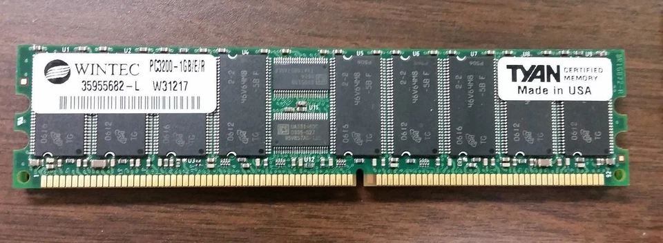 Wintec 35955682-L W31217 2GB PC3200 ECC REGISTRADO RAM para Servidor Lote de 2x 1GB Foto 1 de 1