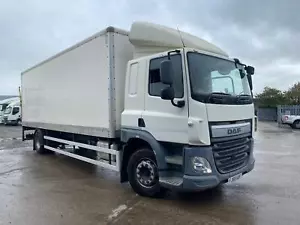 2016/66 DAF CF220 18 TONNE BOX, SLEEPER CAB WITH COLUMN TAIL LIFT - Picture 1 of 15