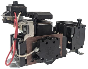 General Electric CR308D1 2PAAADA Motorstarter 600 VAC 45 AMP NEMA GRÖSSE 2 - Bild 1 von 2