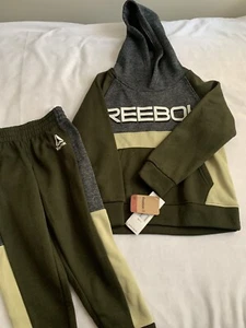 Boys size 4 REEBOCK sweatpants and sweatshirt - Picture 1 of 2