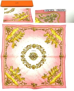 Hermes Petit Carré 45 Gavroche Cosmos Seidentuch rosa mit Etikett Box gebraucht. - Bild 1 von 8