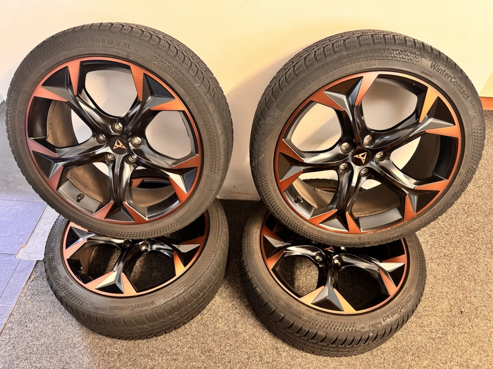 Original Cupra Formentor Winterkomplettradsatz 245/40 R19 98V Gebraucht - Bild 1 von 4