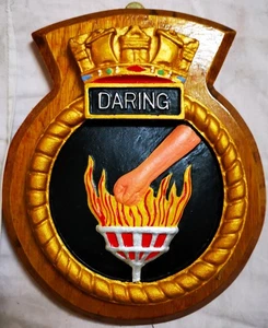 HMS Daring - Ship Crest Plaque Badge – Hand-Painted, Oak Mount, 665g, Royal Navy - Picture 1 of 1