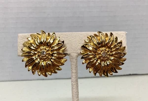 Joan Rivers Gold Tone Flower Clip On Earrings Center Rhinestone 1" New - Picture 1 of 6