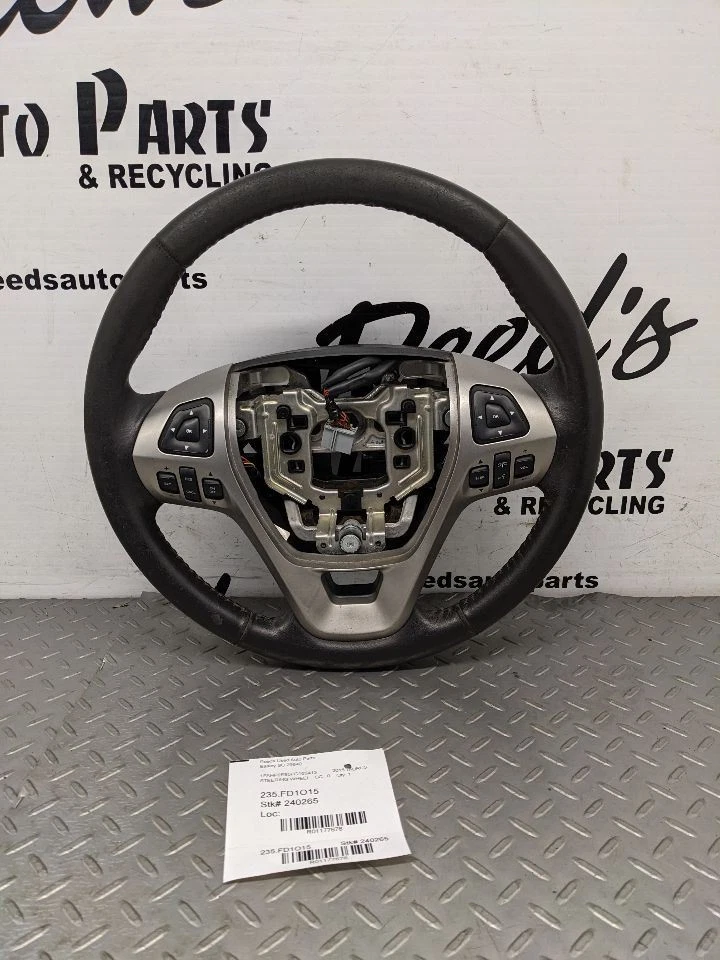 Volante e interruptores Ford Taurus 2013-2019 cuero negro 1177676 Foto 1 de 4