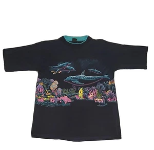 Camiseta De Colección Delfines Ocean Reef Life Estampado Envolvente Punto Único Talla L - Imagen 1 de 9