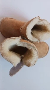 Baby Schuhe 6- 12 Monate 100% Lammfell neu - Bild 1 von 3