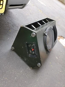 600 Watt Pro Audio Speakers, 1 pair (2) - Picture 1 of 8
