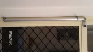 SLIDING DOOR CLOSER NO POWER SMOOTH & SILENT SUIT L&R DOORS 5 MODELS AVAILABLE - Picture 1 of 11
