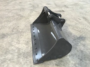 EXCAVATOR 3 TONNE MUD BUCKET - Picture 1 of 2