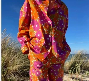 Camisa BALOU Orgánica Marie Mujer Pequeña Naranja Púrpura Floral Botón Frontal - Imagen 1 de 9