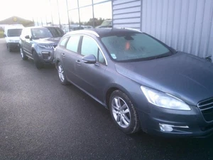 Compresseur clim PEUGEOT 508 1 SW PHASE 1 BREAK 9800840380 - Foto 1 di 16