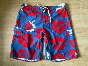 Men’s Quiksilver Floral Board Shorts Blue Red Surf Swim Trunks Size W34 - Picture 1 of 8