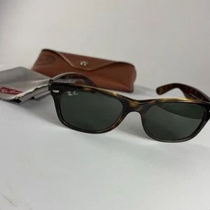 Ray-Ban New Wayfarer Tortoise/Green Classic G-15 58 mm Sunglasses RB2132 902 - Foto 1 di 9