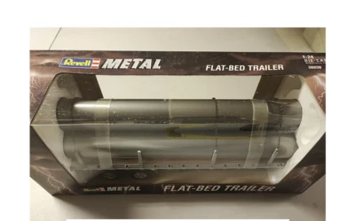 REVELL ITEM 8898 DIE-CAST FLAT BED TRAILER 1/24 SCALE SERIES TRUCKS RIMORCHIO - Immagine 1 di 2