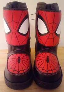 Neu mit Etikett Spider-Man Marvel Kleinkind leuchtende halbhohe Winterstiefel Junge Größe 6 7 8 10 11 - Bild 1 von 11