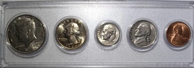 Birth Year Set 1989 D mint As Shown - Image 1 of 2
