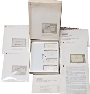 1987 Apple Macintosh System Software Update Ver. 5.0, 4x 3.5" 800k disks manuals - Picture 1 of 6