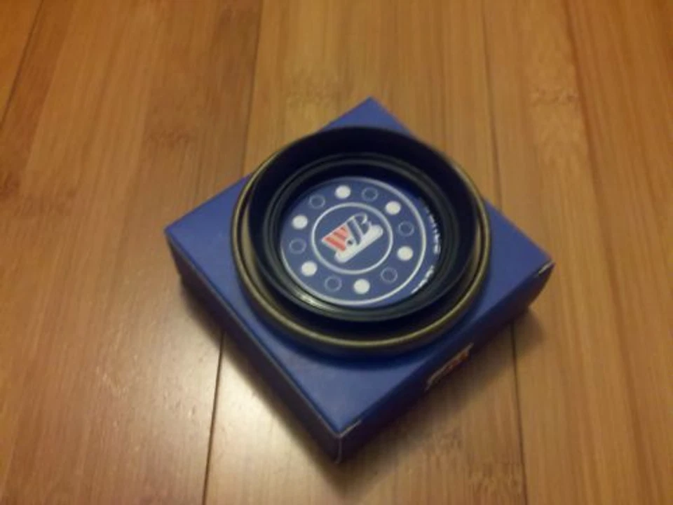 Sello rueda delantera Toyota Supra 1986-1998 Foto 1 de 1