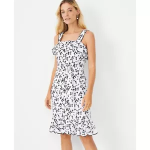 Vestido de vaina bordado floral Ann Taylor L - Imagen 1 de 4