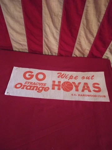 RARE SYRACUSE BASKETBALL "GO ORANGE" WIPE OUT HOYA'S  HARDWOOD CLUB WALL PENNANT Cover
