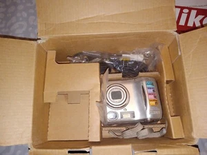 Nikon Coolpix S4100 Slim Digital Camera 5x Zoom With Box Manual Av Cords Camera - Picture 1 of 6