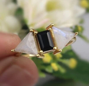 Gold Plated Brass Three Gemstone Ring Moonstone & Black Onyx Fashion Rings  - Bild 1 von 4