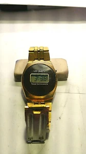 Texas Instruments TI3H Vintage 1970s Digital LCD Gold Tone Quartz Watch Running - Picture 1 of 7