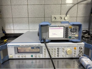 Rohde & Schwarz Signalgenerator SML01  9kHz-1,1GHz  defekt bitte lesen ! - Picture 1 of 24