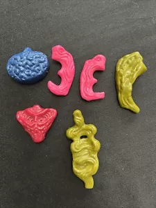 Mad Scientist Dissect An Alien Vintage 1986 Mattel Parts Pieces Only Lot of 6 - Picture 1 of 2