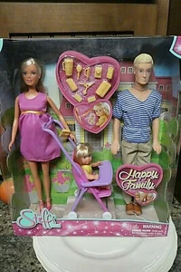 SIMBA TOYS GERMANY STEFFI LOVE EXPECTING MOTHER WITH TINY BABY, TODDLER,HUSBAND - Picture 1 of 10