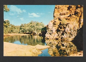 VINTAGE 1960s ORIMISTON GORGE CENTRAL AUSTRALIA REAL PHOTO POSTCARD - Foto 1 di 2
