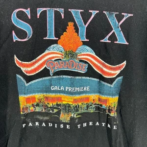 Camisa Raglán STYX 1981 Gira Mundial Concierto Gala Estreno Paradise Theatre XL DEFECTUOSA - Imagen 1 de 13