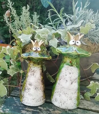 Froschkönige aus Keramik - Bild 1 von 4