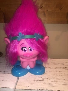 TROLLS POPPY styling station Troll Standing Doll Head Style Her Pretty Pink Hair - Picture 1 of 3