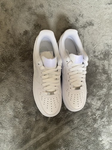 Taglia 7 Nike Air Force 1 '07 Low Triple White