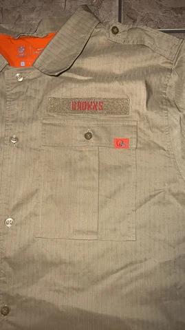 Cleveland Browns Nike  Salute to Service Sideline Woven Button-Up Shirt Size L Cover