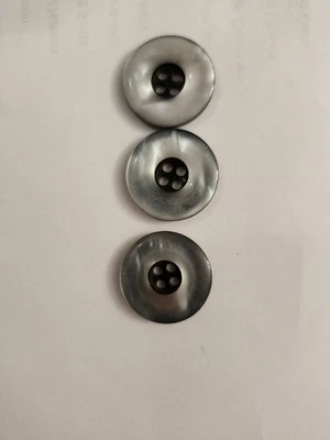 Set Of 3 Mother Of Pearl Buttons - Image 1 of 2