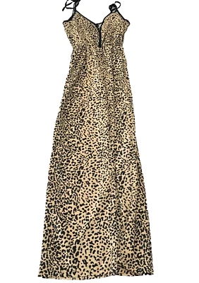 Mono Kardashian Colección Mujer Talla S Estampado Leopardo Cuello en V Correa Ajustable Foto 1 de 4