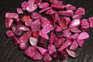 Rubin Trommelsteine XXS Mini Chips Dekosteine klein Steinschatz - Bild 1 von 1