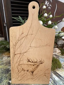 Holz Deko Brett - Motiv „Hirsch“ Brandmalerei - Bild 1 von 2
