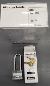 MasterLock 1KALJ #1 Lucchetto Laminato con Chiave #2440 - Confezione da 6 - Foto 1 di 2