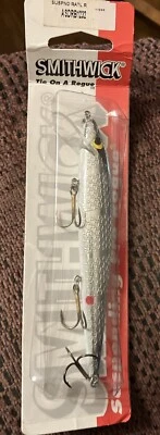 CABELA'S • SEÑUELO DE PESCA SMITHWICK SUSPENDING PRO ROGUE • TENNESSEE SHAD Foto 1 de 2